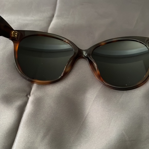 Christian Dior Sunglasses- dark Havana with black and beige on havana arms. - Picture 6 of 6